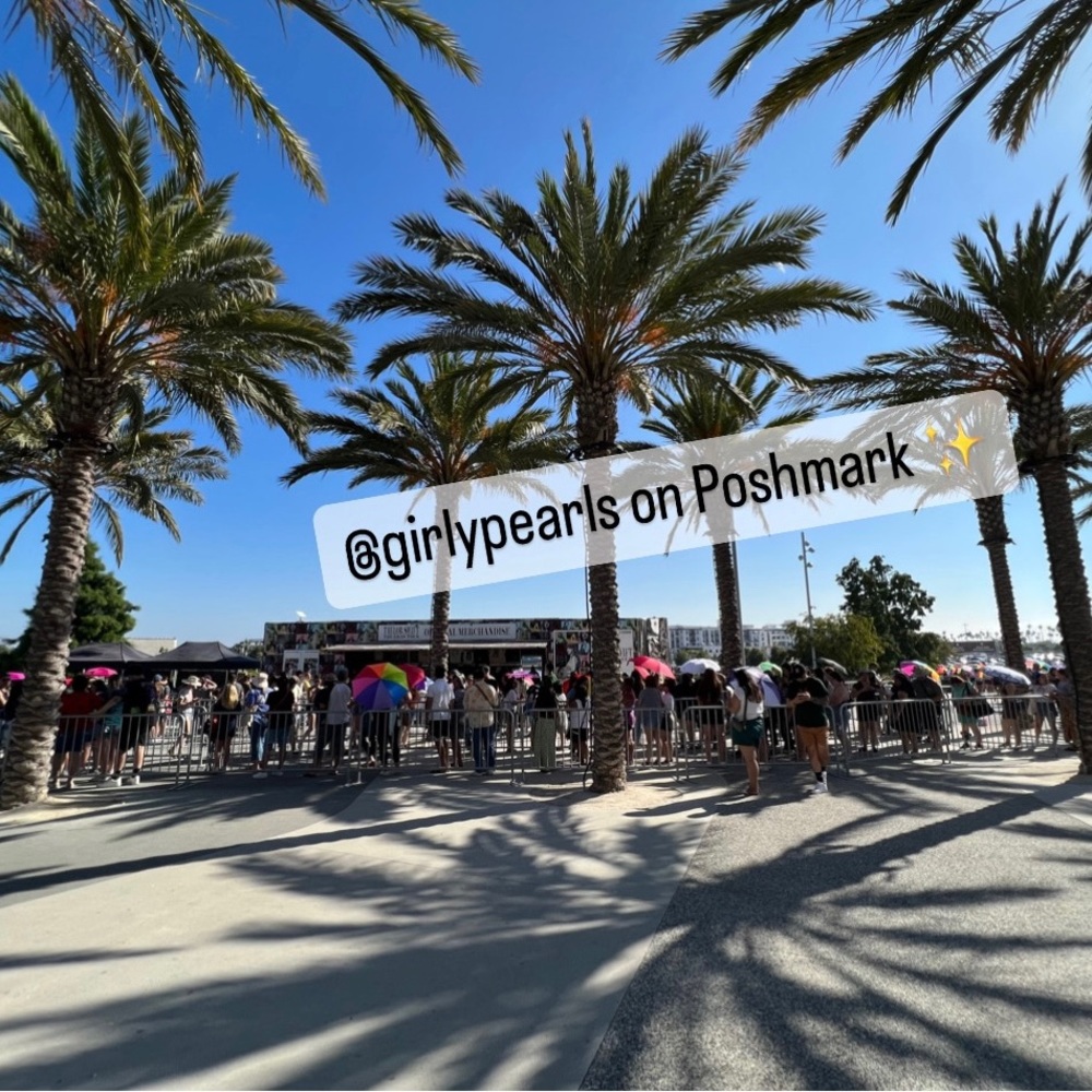 Taylor Swift Eras Tour Hoodie Sweater Official Merch NEW - Picture 17 of 17